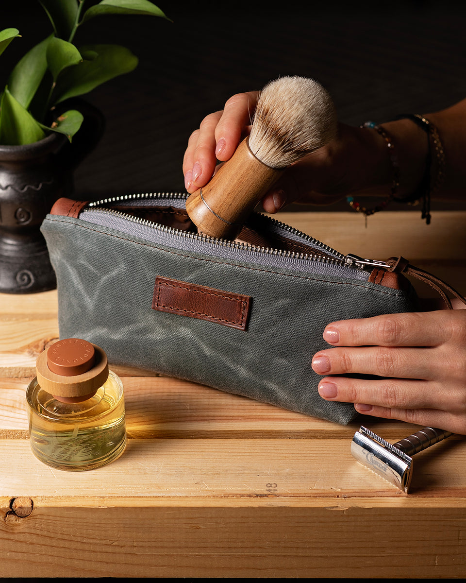 Personalized Toiletry Bag with Compartments: Waxed Canvas Dopp Kit – Clark  & Taft