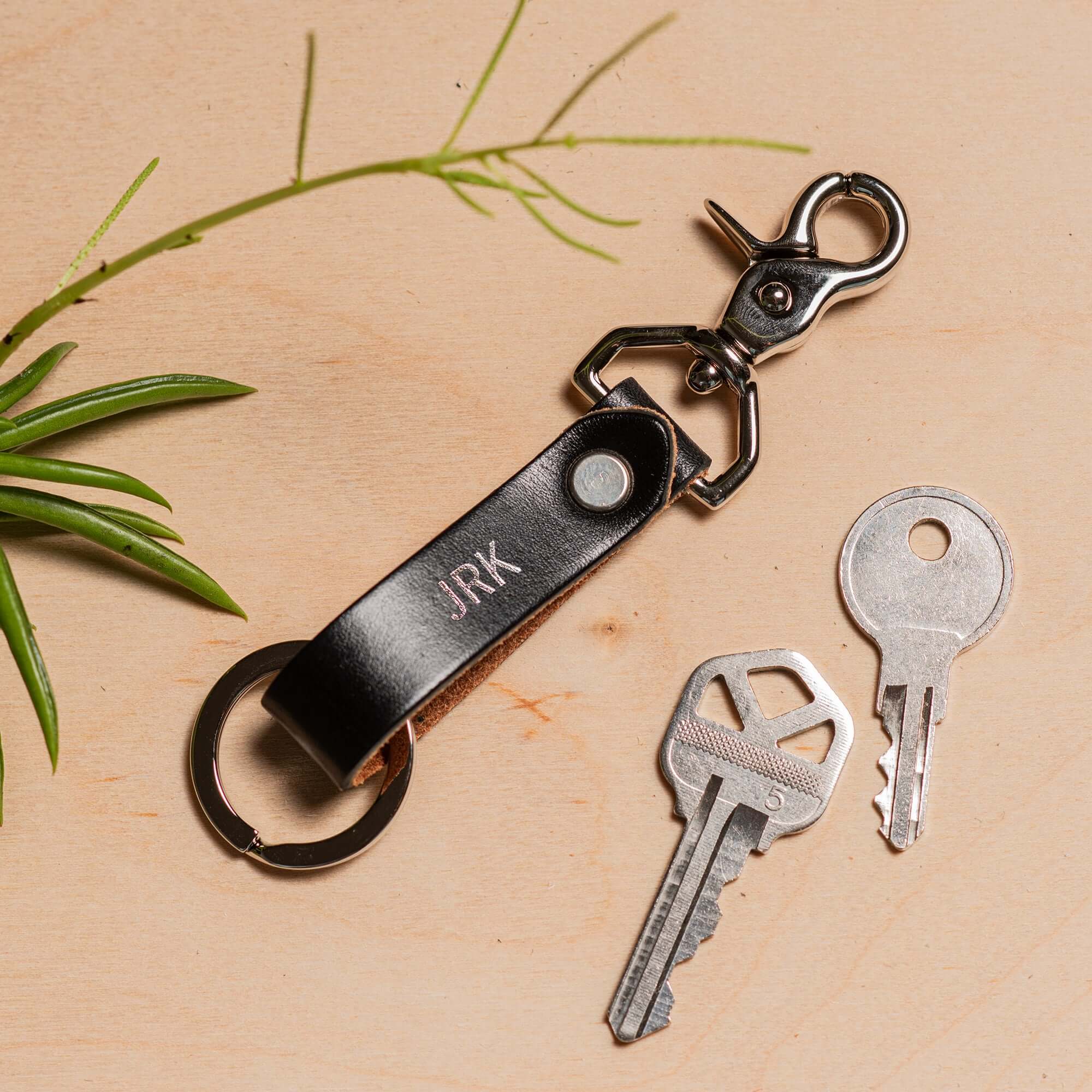 Deluxe-Personalized-Leather-